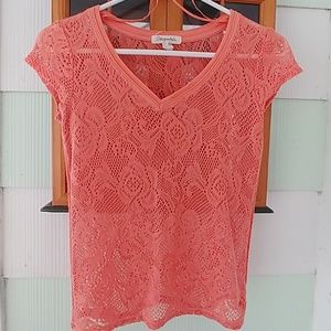 XS cute peachy blouse